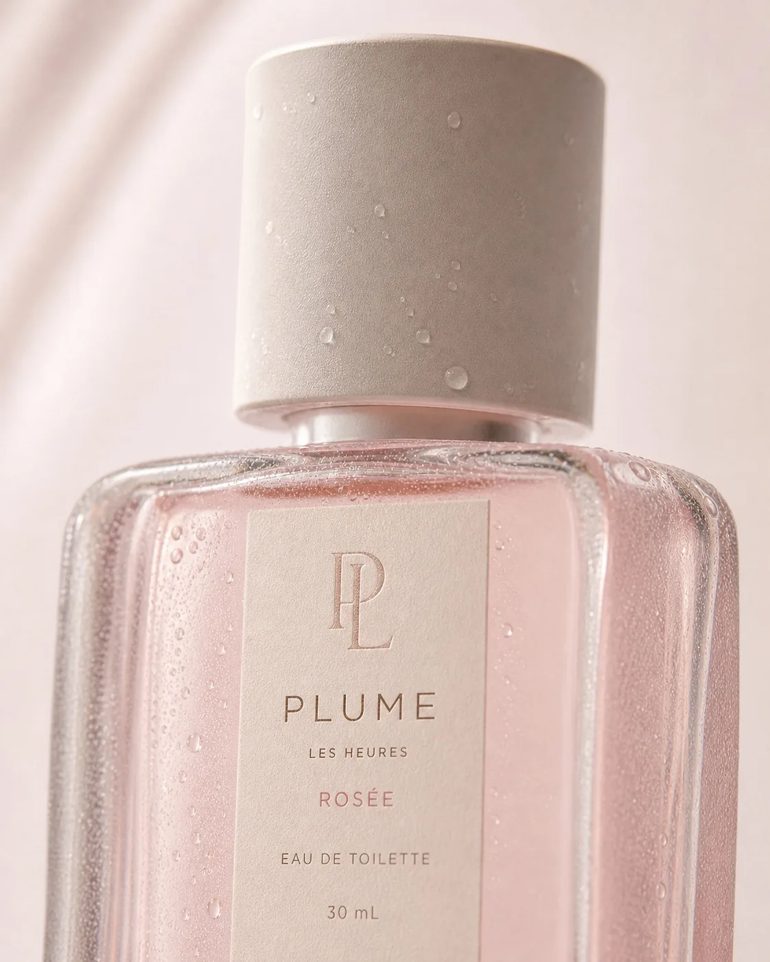 Rosée のボトルのキャップまわりの拡大